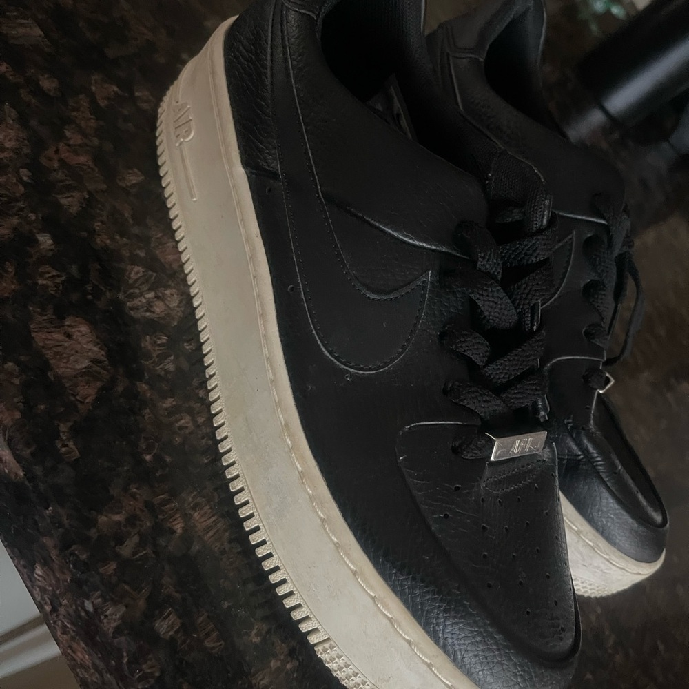 Nike Black and Cream Men's Sneakers